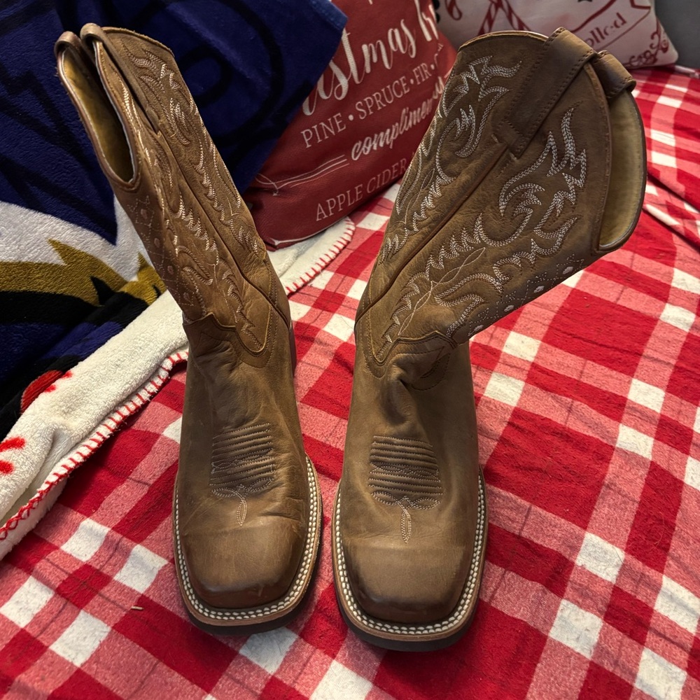 Rank 45 Cowgirl boots.